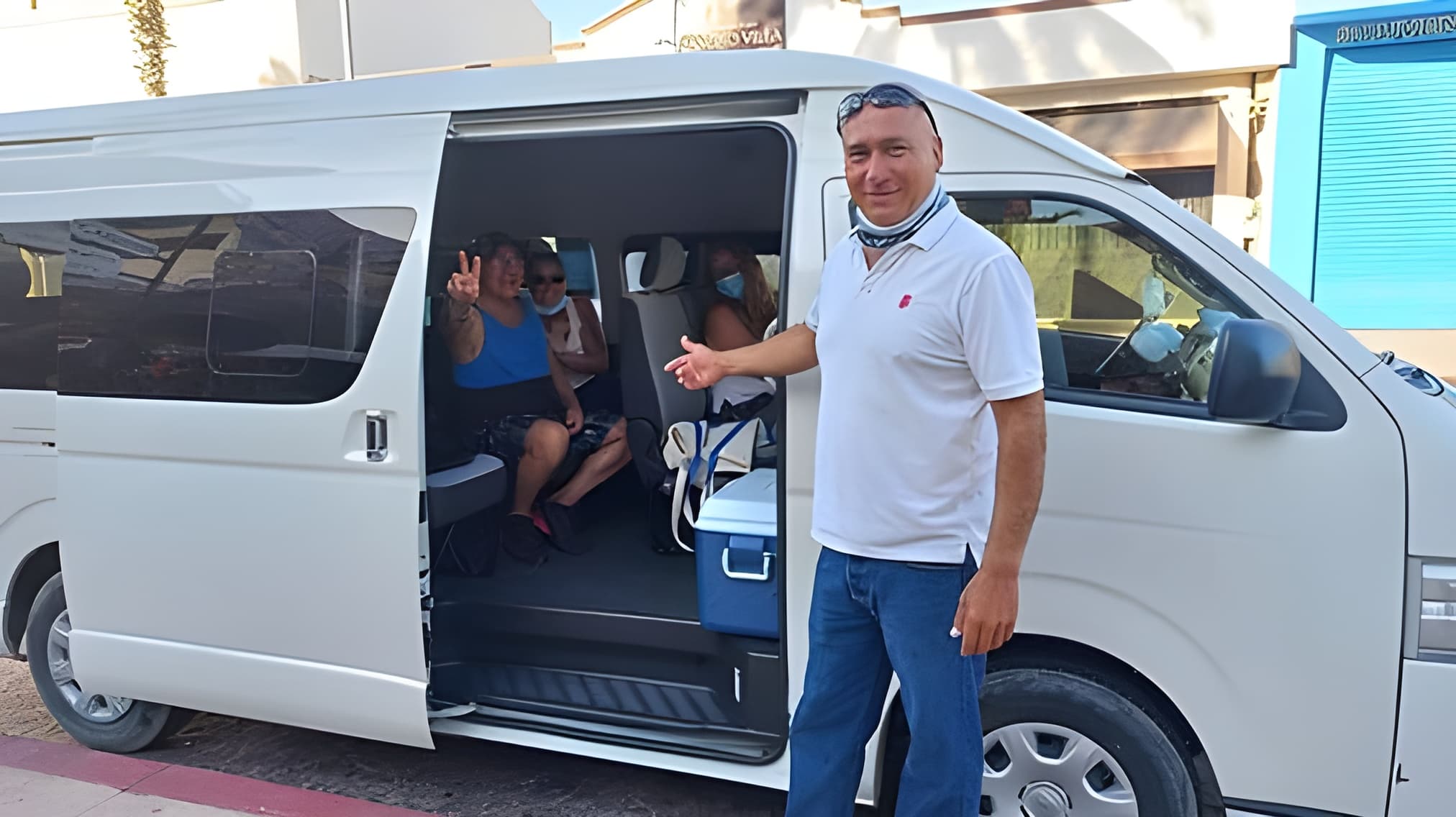 about.meetRodrigo.imageAlt